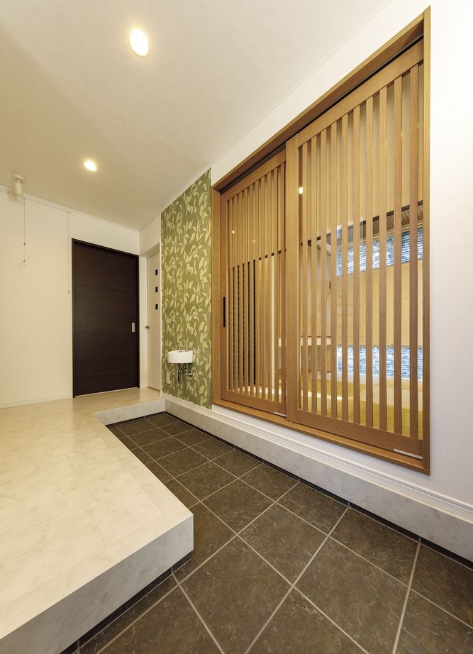 ＩＳＨＩＤＡの家　石田工務店 【26.5坪｜2階リビング】注文住宅だから実現できた天井の高いリビングは明るく開放的な大空間の建築実例画像8