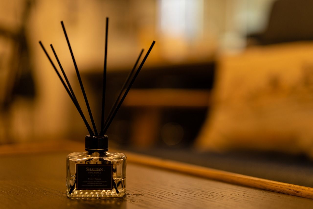 パパまるハウス 隠れ家ダイニングバーのようなお二人のお家。照明や家具にもこだわった大満足の家の建築実例画像7