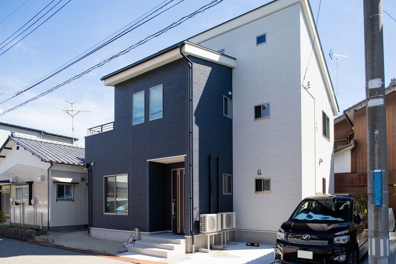 パパまるハウス 隠れ家ダイニングバーのようなお二人のお家。照明や家具にもこだわった大満足の家の建築実例画像10