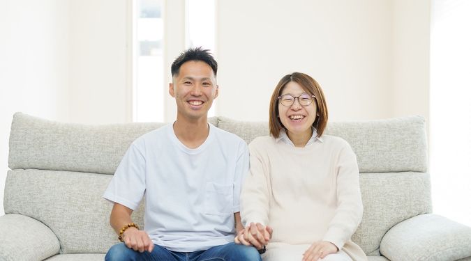 パパまるハウス 子育てしやすさにこだわった間取りと収納。床と家具の色を合わせたカフェ風のお家の建築実例画像2