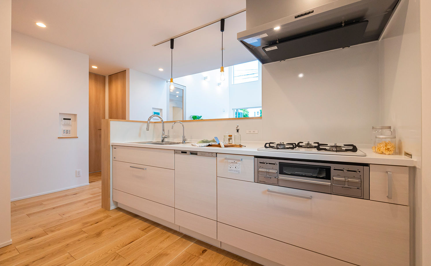 【湘南品質の家】ハートフルホーム 【湘南/2000万円台/平塚市/20坪台/ウッドデッキ/間取り図】湘南暮らしを楽しむリゾートホテルのような家の建築実例画像16