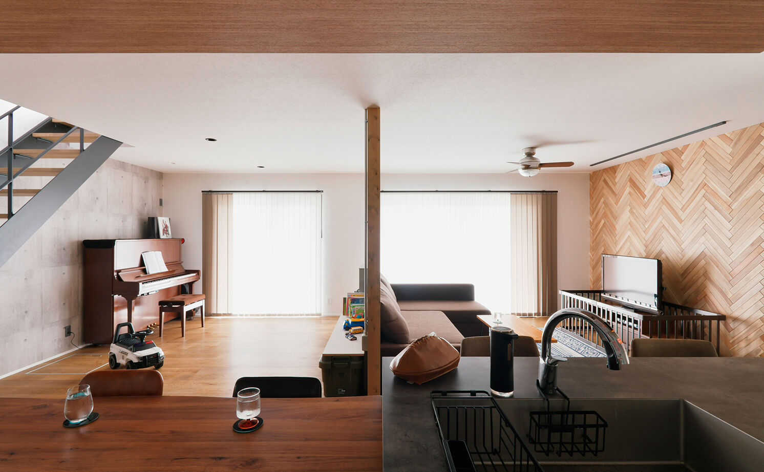 【湘南品質の家】ハートフルホーム 【3000万円台/50坪/全館空調/間取り図】アウトドアや趣味の愛車を楽しむ憧れのアメリカンガレージハウスの建築実例画像14