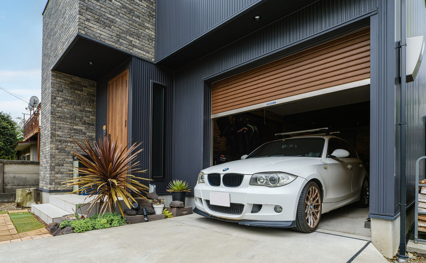 SH-Space（エスエイチスペース） 【3000万円台/37.3坪/間取り図】趣味も仕事も日常も、すべてを全力で楽しむガレージハウスの建築実例画像2