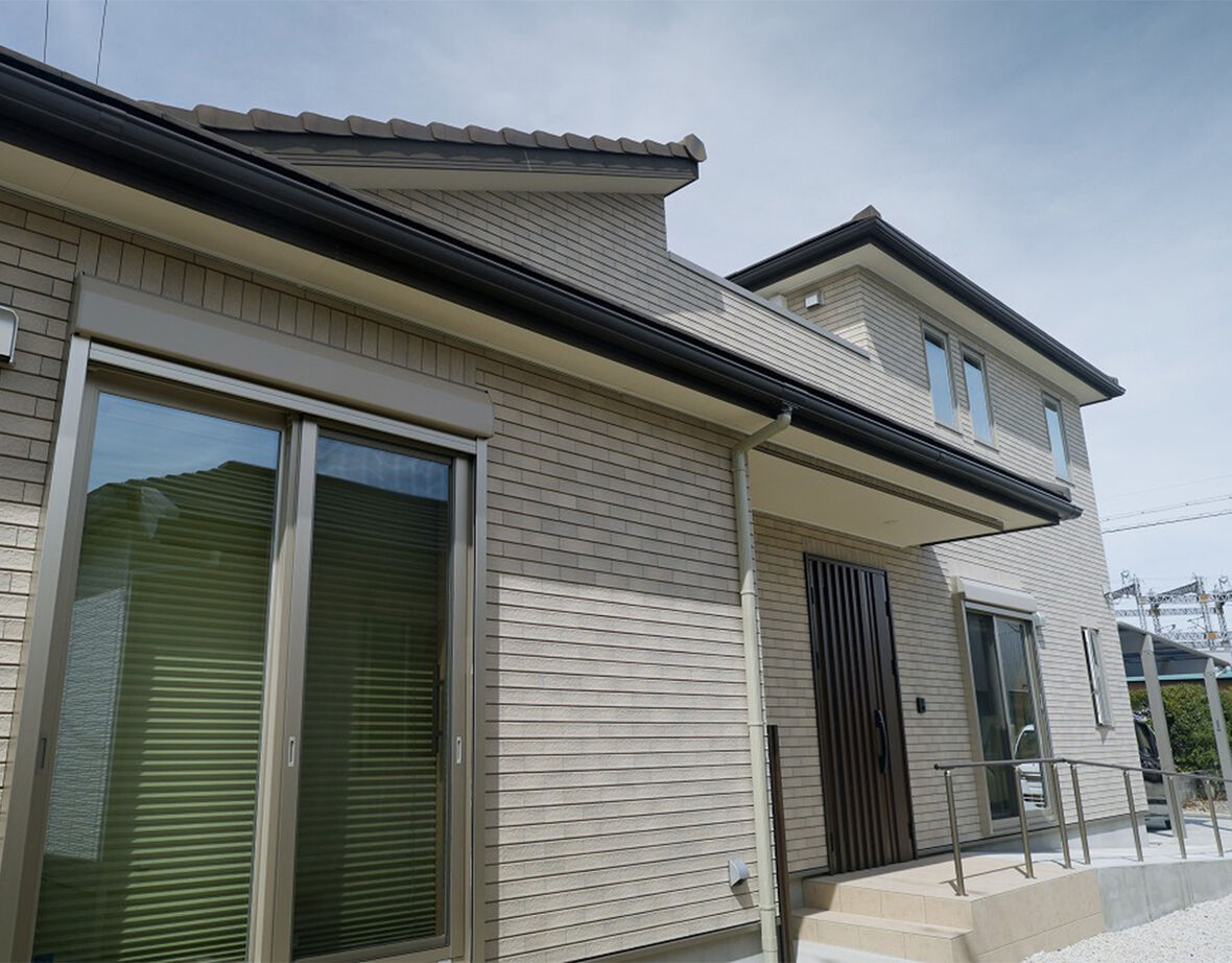 岡谷サービス＆ホームズ 【6500万円台／愛知／二世帯】中庭を中心とした二世帯で暮らす「回遊のある家」の建築実例画像4