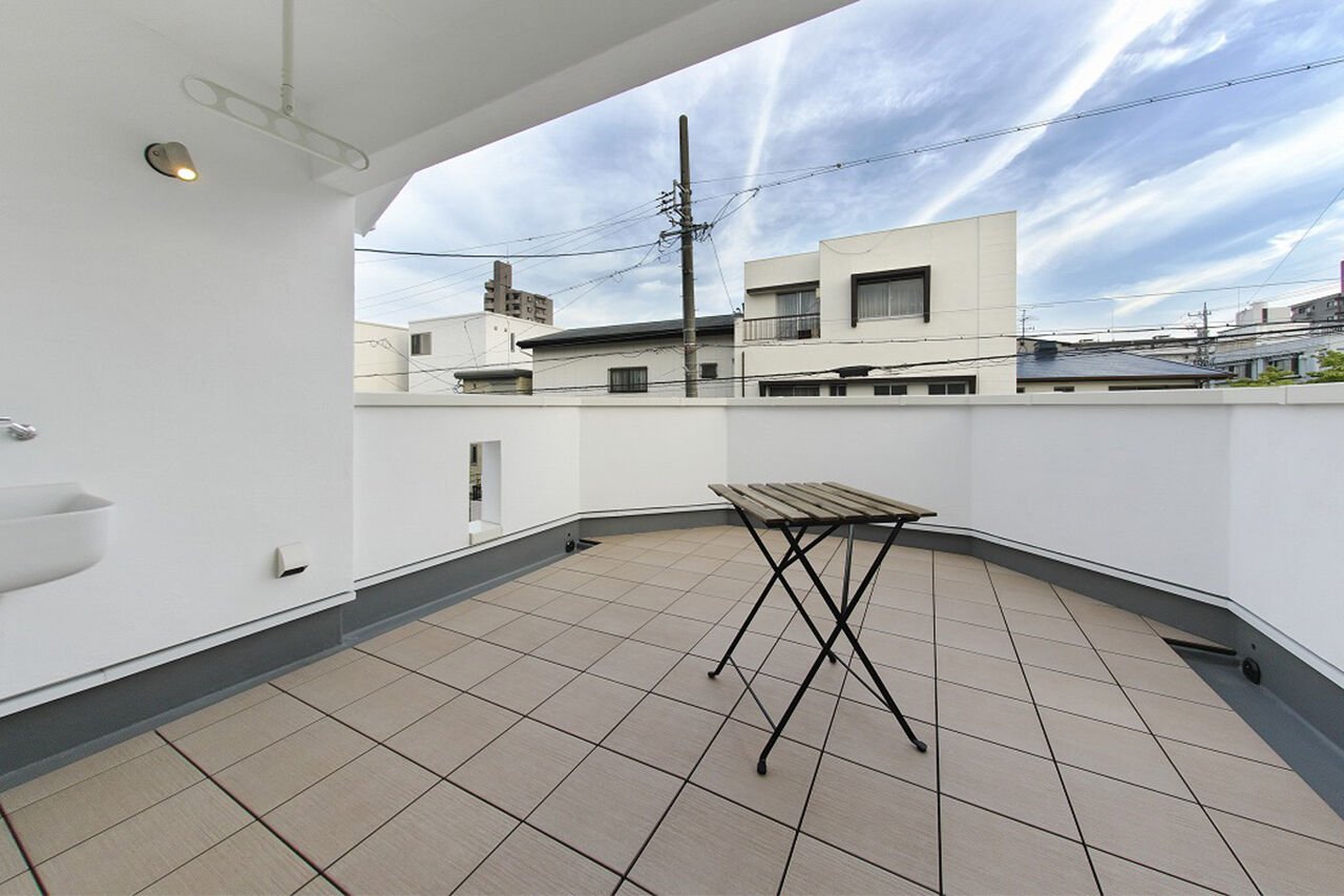 岡谷サービス＆ホームズ 【3000万円台／愛知／こだわりの外観】デザイン性がより映える、アプシスのある家の建築実例画像6