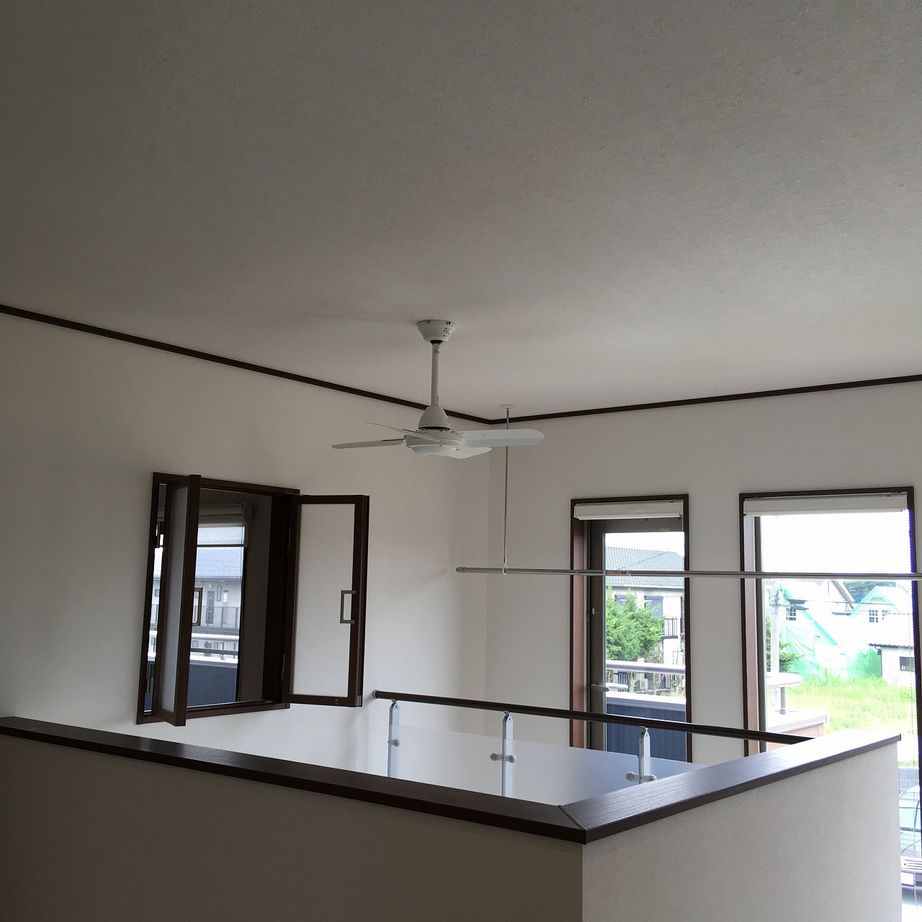 荒井工務店 【2000万円台/間取り図有】匠の大工とつくる邸宅。モダンテイストのクールなデザインと家族のコミュニケーションを育む住まいの建築実例画像5