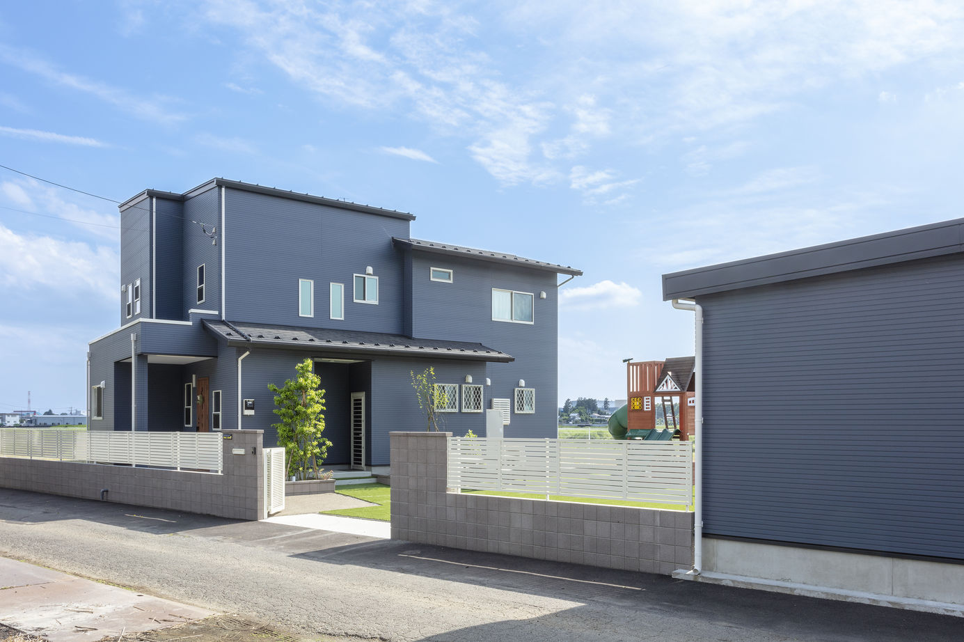 荒井工務店 【2000万円台/間取り図有】子育てをしながら家事を楽にしやすい家の建築実例画像2