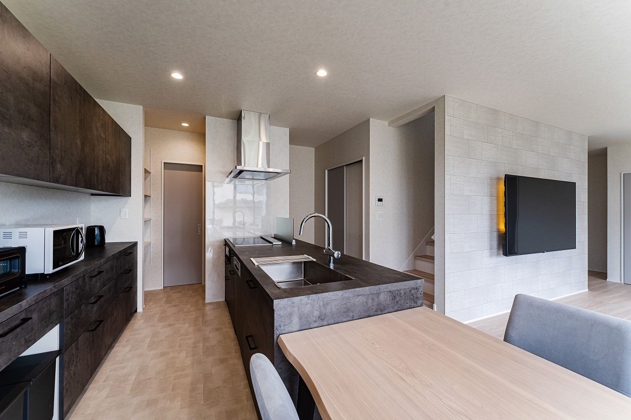 荒井工務店 【2000万円台・間取図有】シンプル且つモダンな空間。家族がつながる家事動線にこだわった住まいの建築実例画像5