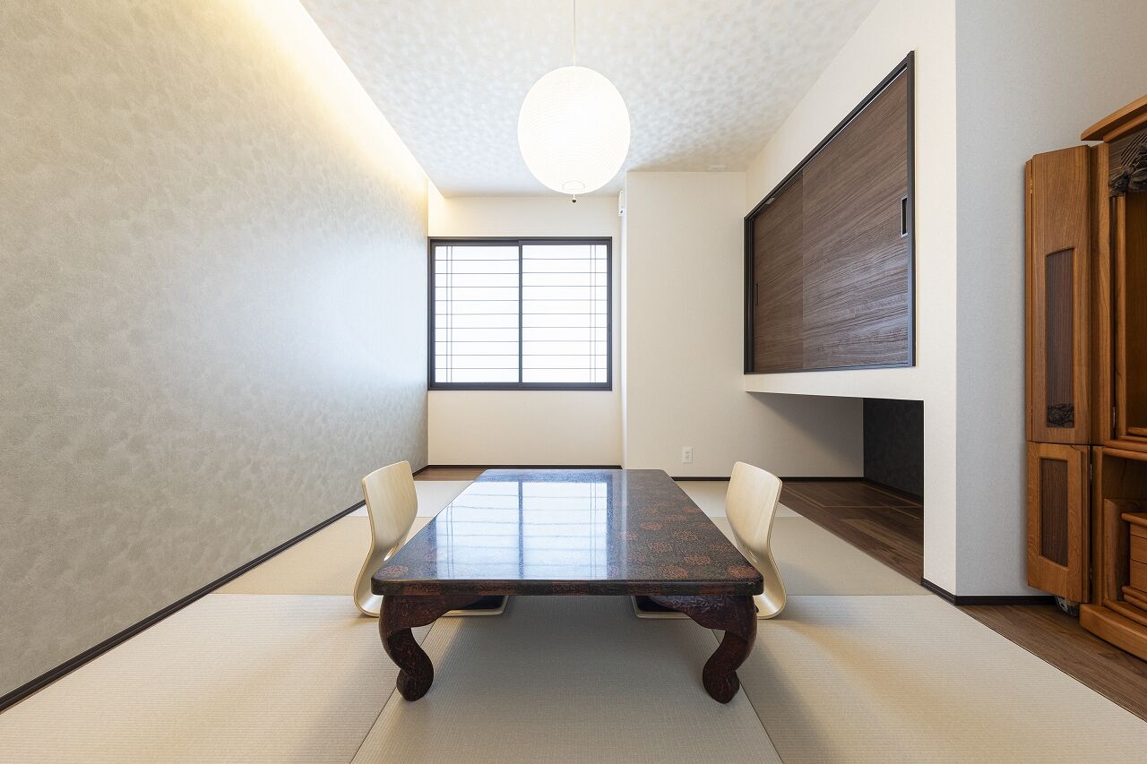 荒井工務店 【4000万円～・間取図有】ガレージ×スキップフロア。趣味を楽しむモダンテイストの洗練された邸宅の建築実例画像8