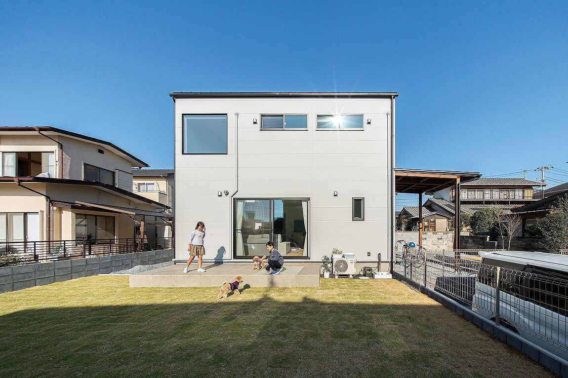 can wood 【1000万円台／自然素材／家事らく動線】漆喰の塗壁と無垢材に包まれた自然素材の家の建築実例画像2