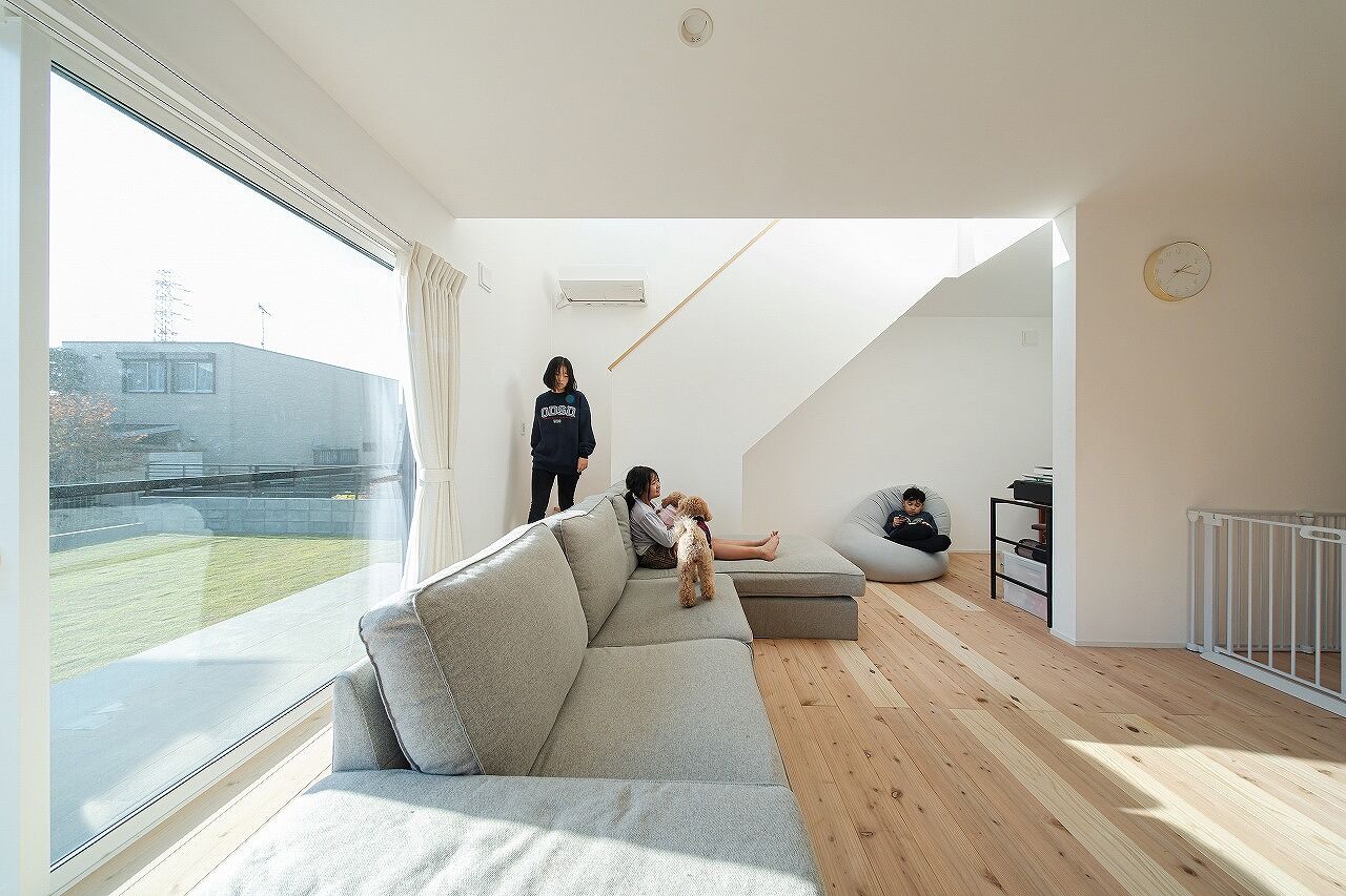 can wood 【1000万円台／自然素材／家事らく動線】漆喰の塗壁と無垢材に包まれた自然素材の家の建築実例画像4