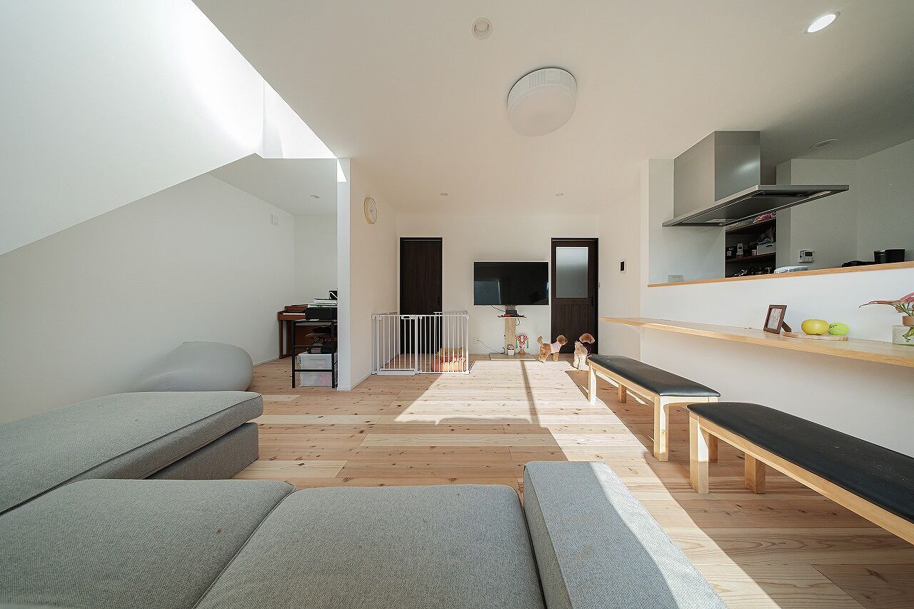 can wood 【1000万円台／自然素材／家事らく動線】漆喰の塗壁と無垢材に包まれた自然素材の家の建築実例画像5