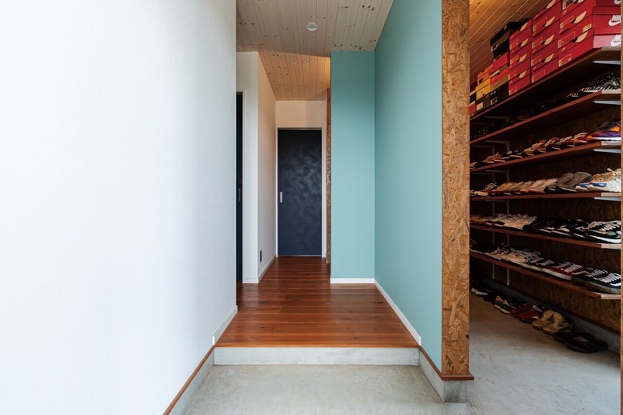 can wood 【2000万円台／勾配天井／ポーチ】切妻屋根のシンメトリーデザイン。開放感のあるサーファーズハウスの建築実例画像6