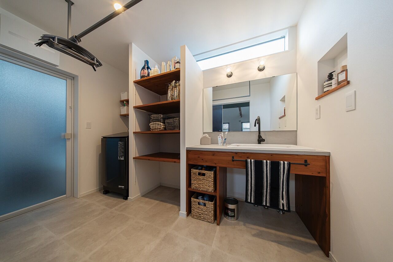 can wood 【2000万円台／勾配天井／ポーチ】切妻屋根のシンメトリーデザイン。開放感のあるサーファーズハウスの建築実例画像9