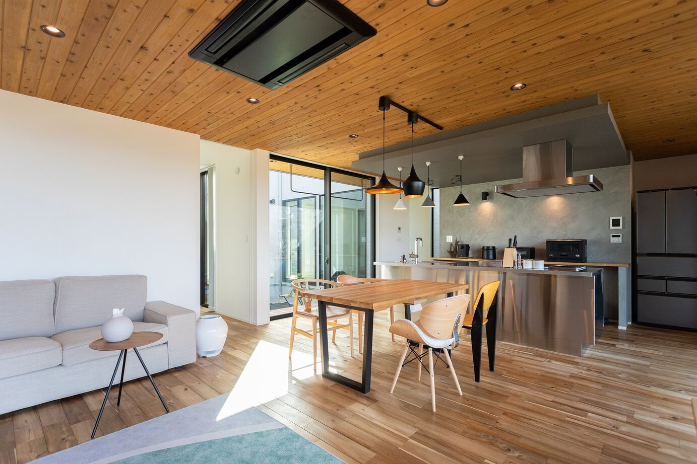 リプレイ 【本体価格2860万円/45.3坪/平屋】四季が時を奏でる上質な暮らしの建築実例画像4