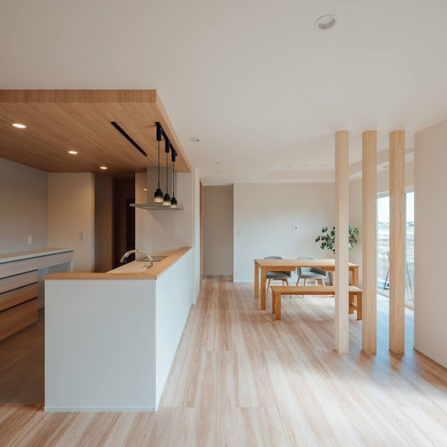 HYGGE THE HOME (ヒロミヤ住建） 【2階建/35.8坪】シンプルナチュラル、明るく心地よい暮らしの住まいの建築実例画像2