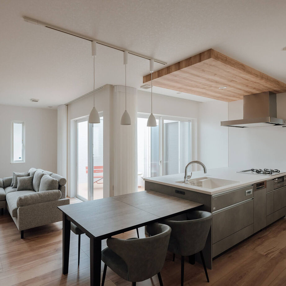 HYGGE THE HOME (ヒロミヤ住建） 仕切れる畳コーナーを設えた、可変性のある住まいの建築実例画像3