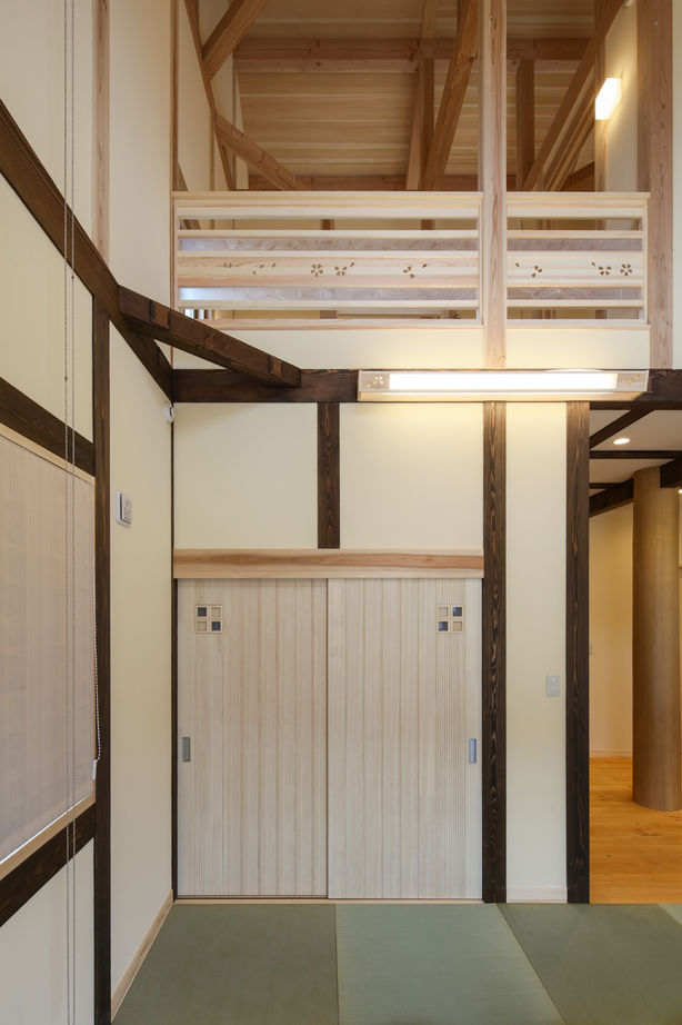 暮らしのスタジオ 【1000万円台/20坪台/高断熱】真壁づくりの美しさ、木のぬくもりが際立つ、希望した薪ストーブに癒される家の建築実例画像7