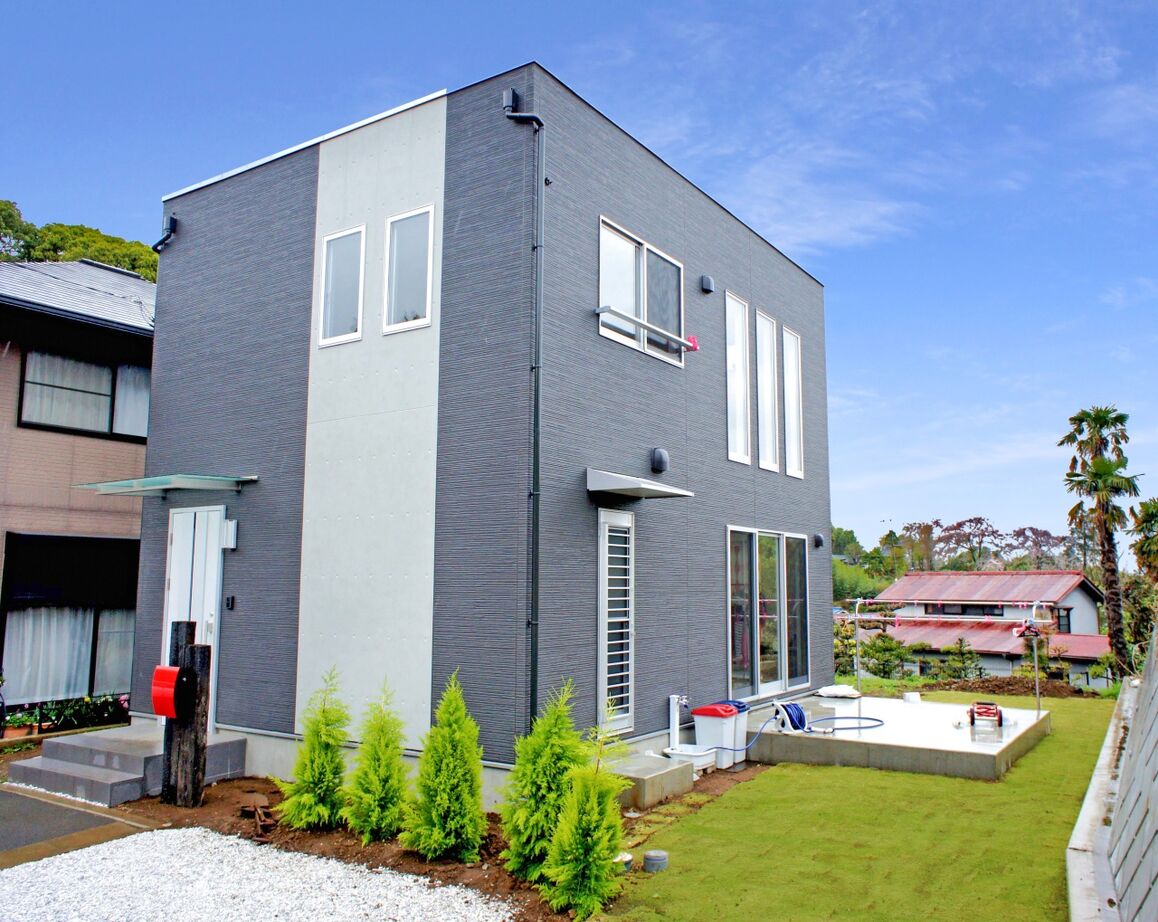 暮らしのスタジオ 【1000万円台/21.6坪/間取り図】「社長の心」に感動して依頼。スタイリッシュなキュービックスタイルの家の建築実例画像2