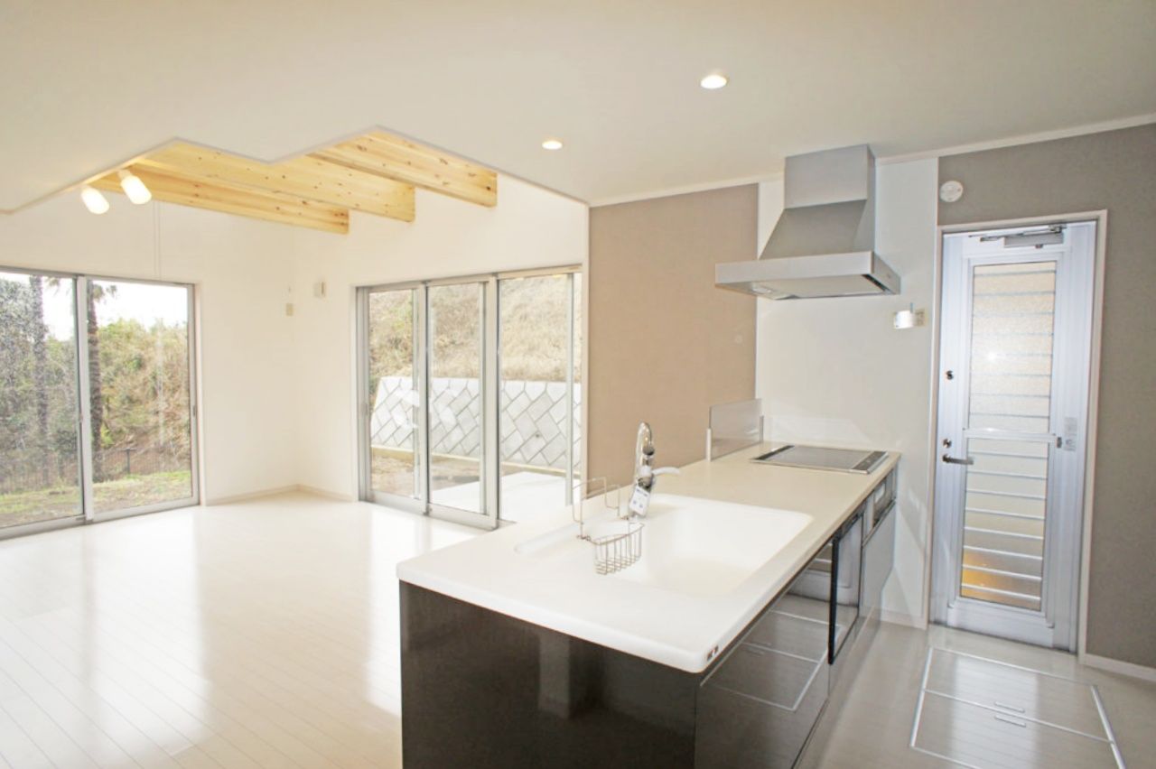 暮らしのスタジオ 【1000万円台/21.6坪/間取り図】「社長の心」に感動して依頼。スタイリッシュなキュービックスタイルの家の建築実例画像6