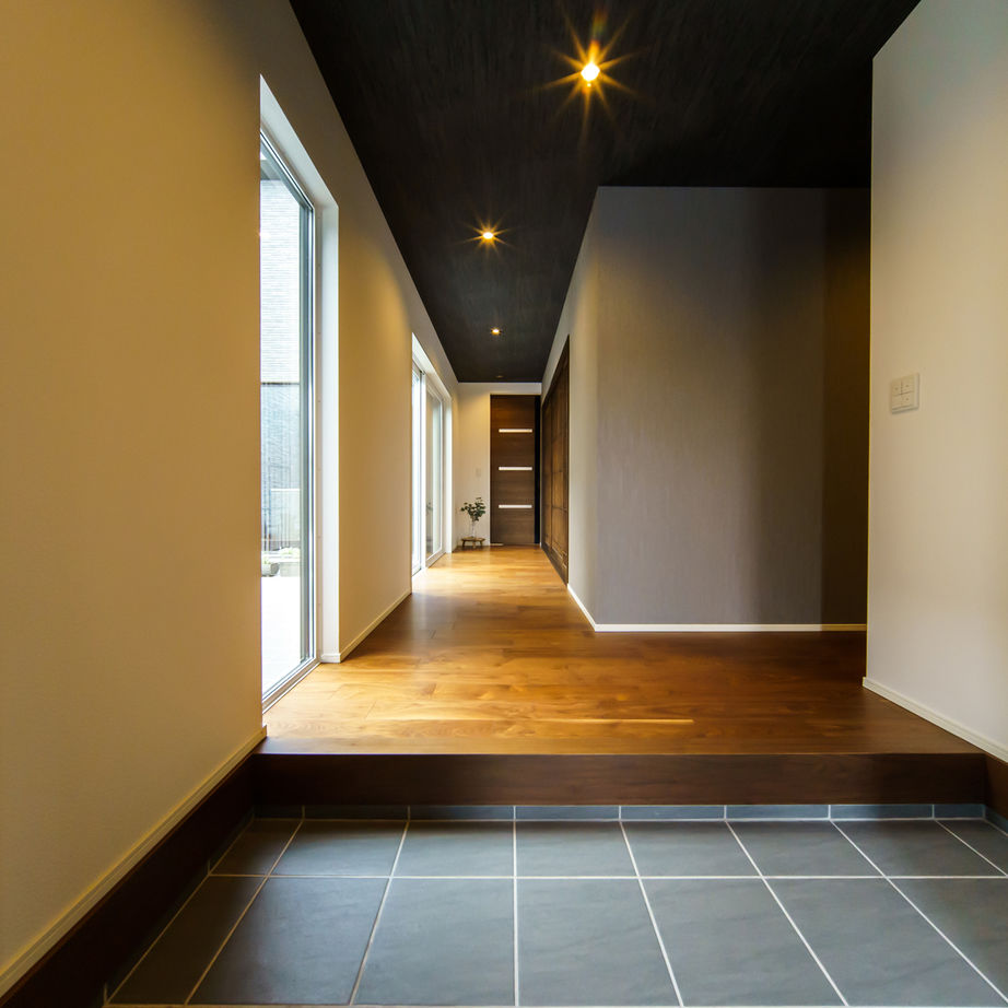 ＋RICCO　一級建築士事務所 【40.8坪／平屋×中庭／間取図有】カーテン要らずの開放的な室内と存在感あふれる外観が魅力の建築実例画像3