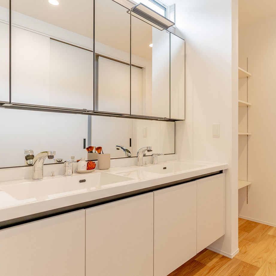 ＋RICCO　一級建築士事務所 【32坪/平屋×中庭/間取図有/2500万円～2999万円】陽光溢れる開放的な平屋で、夫婦ふたりの穏やかな時間をの建築実例画像6