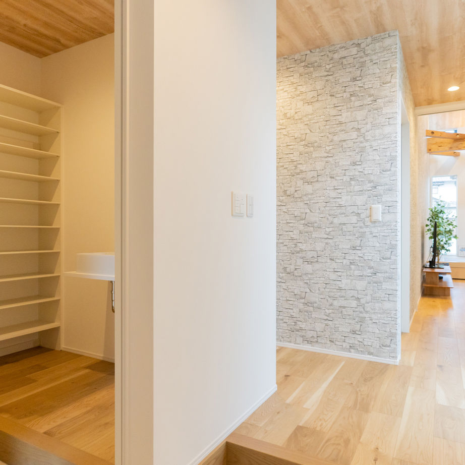 ＋RICCO　一級建築士事務所 【32坪/平屋×中庭/間取図有/2500万円～2999万円】陽光溢れる開放的な平屋で、夫婦ふたりの穏やかな時間をの建築実例画像8