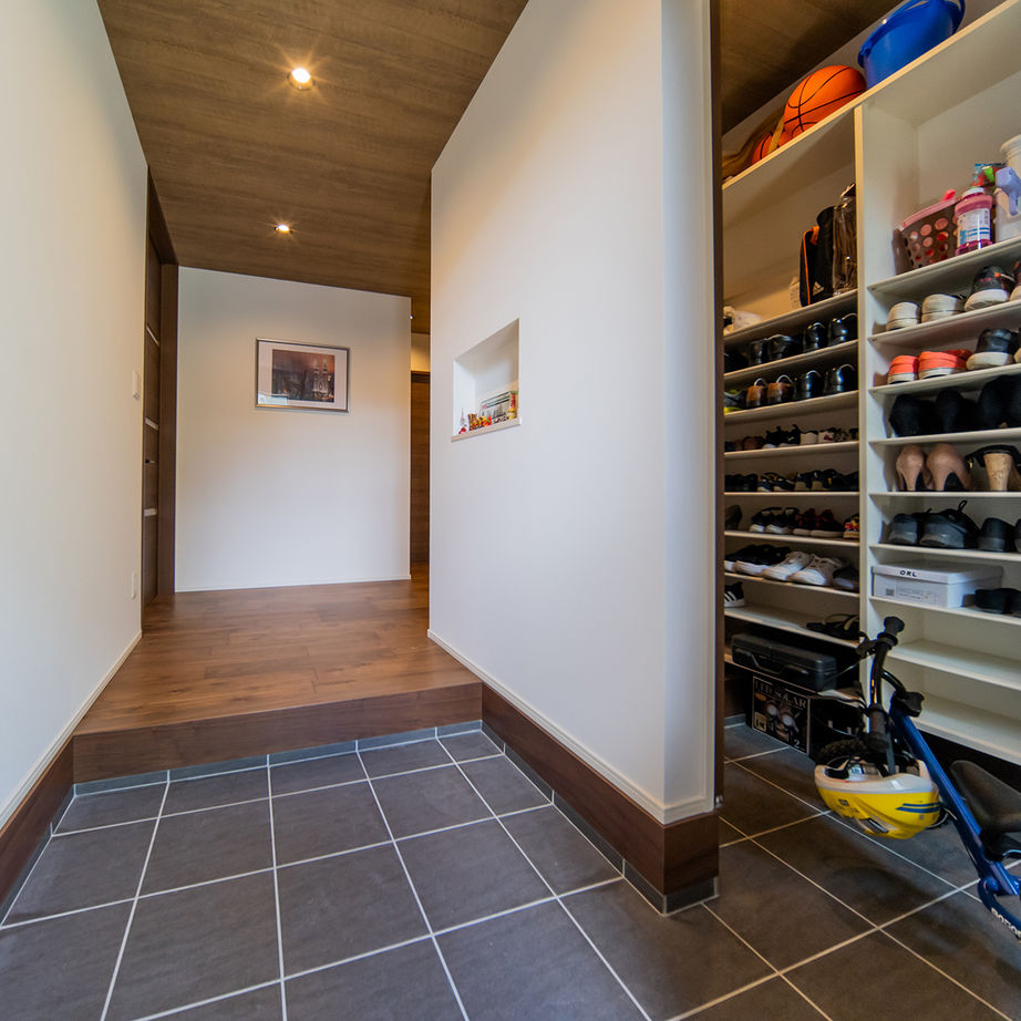 ＋RICCO　一級建築士事務所 【33坪/平屋×中庭/間取図有/2500万円～2999万円】プライベート感と開放感を両立させたコの字の平屋の建築実例画像10