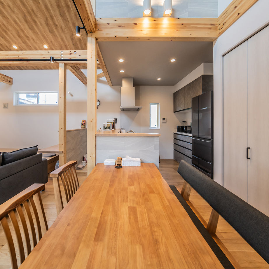 ＋RICCO　一級建築士事務所 【32坪/平屋×中庭/2500万円～2999万円】リビングと中庭に家族が集い、プライベートにも配慮した二世帯住宅の建築実例画像10