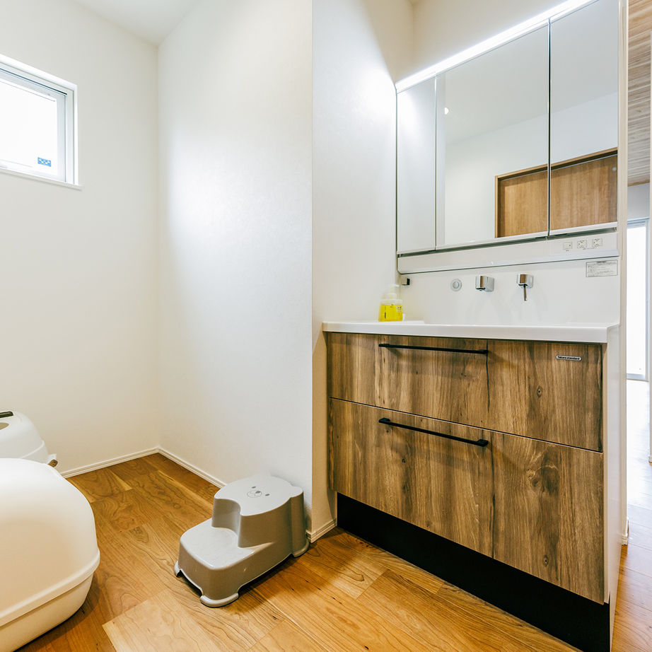 ＋RICCO　一級建築士事務所 【34坪/平屋×中庭/間取り図有/2500～2999万円】中庭で過ごす時間が楽しくて、いつの間にかインドア派に！の建築実例画像6