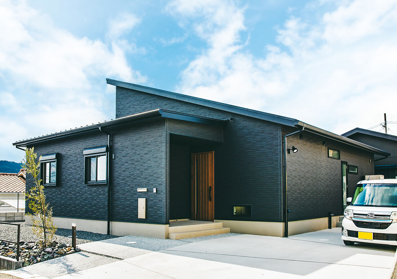 ＋RICCO　一級建築士事務所 【29坪/平屋×中庭/間取り図有/2000万円～2499万円】高低差のある敷地を有効活用したプラン提案が決め手にの建築実例画像10