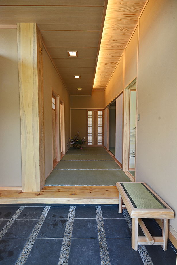 高橋材木店 タカハシホーム ヒノキの平屋建てで毎日を和かに、無垢材いっぱい純和風の住まいの建築実例画像3