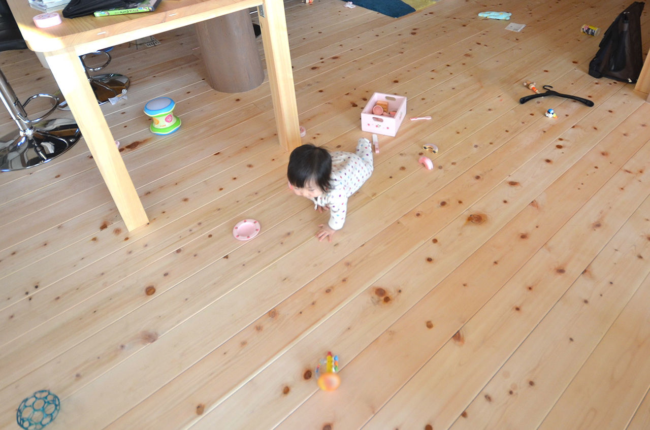 高橋材木店 タカハシホーム 【白石市/1900万円台】三角形の敷地を有効活用した平屋。子どもの感性をのばす、自然素材たっぷりの住まいの建築実例画像4