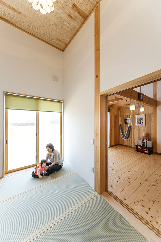 高橋材木店 タカハシホーム 【白石市/1900万円台】三角形の敷地を有効活用した平屋。子どもの感性をのばす、自然素材たっぷりの住まいの建築実例画像6