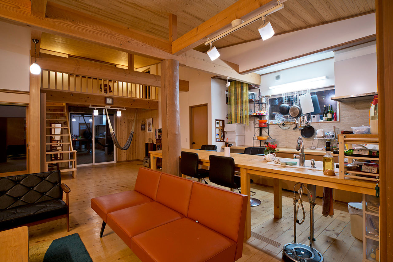 高橋材木店 タカハシホーム 【白石市/1900万円台】三角形の敷地を有効活用した平屋。子どもの感性をのばす、自然素材たっぷりの住まいの建築実例画像7