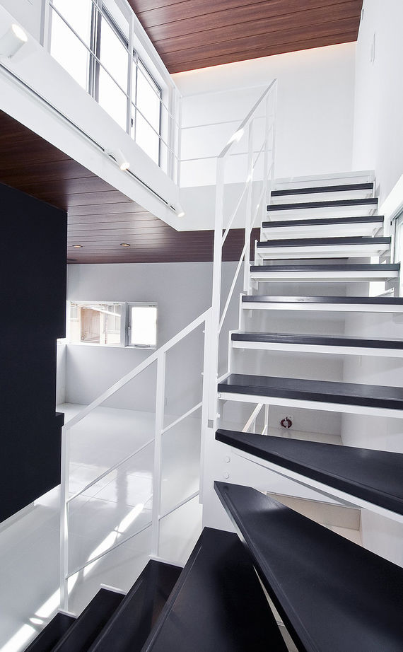 トーヨー冨士工 【17.7坪/狭小地/3階建て/間取り図あり】17坪の敷地で叶える吹き抜けが心地よさを誘う家。の建築実例画像11