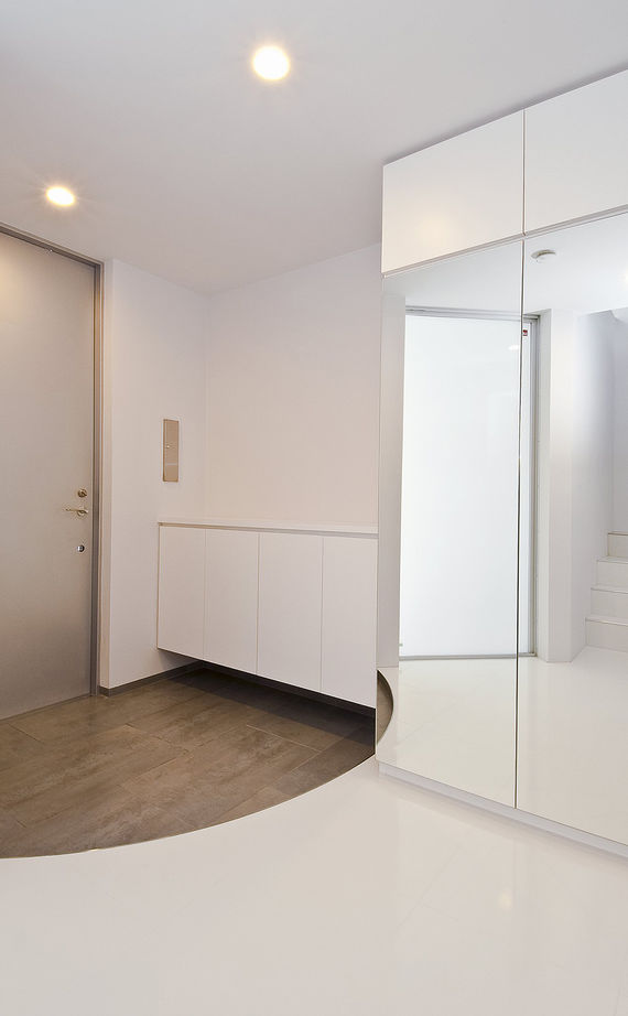 トーヨー冨士工 【17.7坪/狭小地/3階建て/間取り図あり】17坪の敷地で叶える吹き抜けが心地よさを誘う家。の建築実例画像15