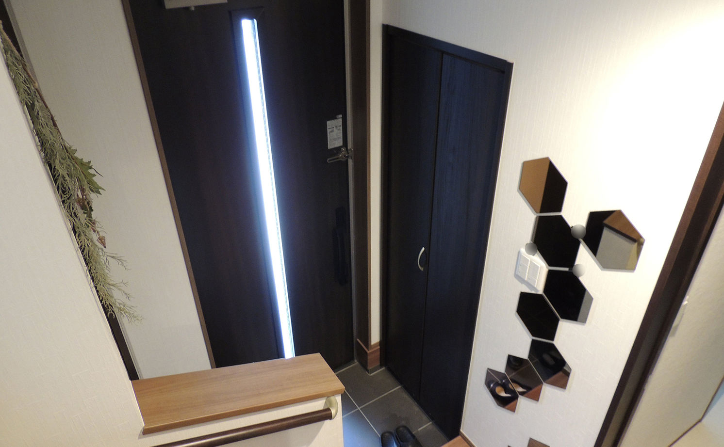 トーヨー冨士工 【1000万円台/23.8坪/狭小地/3階建て】狭小地を活かした落ち着きのある3階建ての家の建築実例画像12