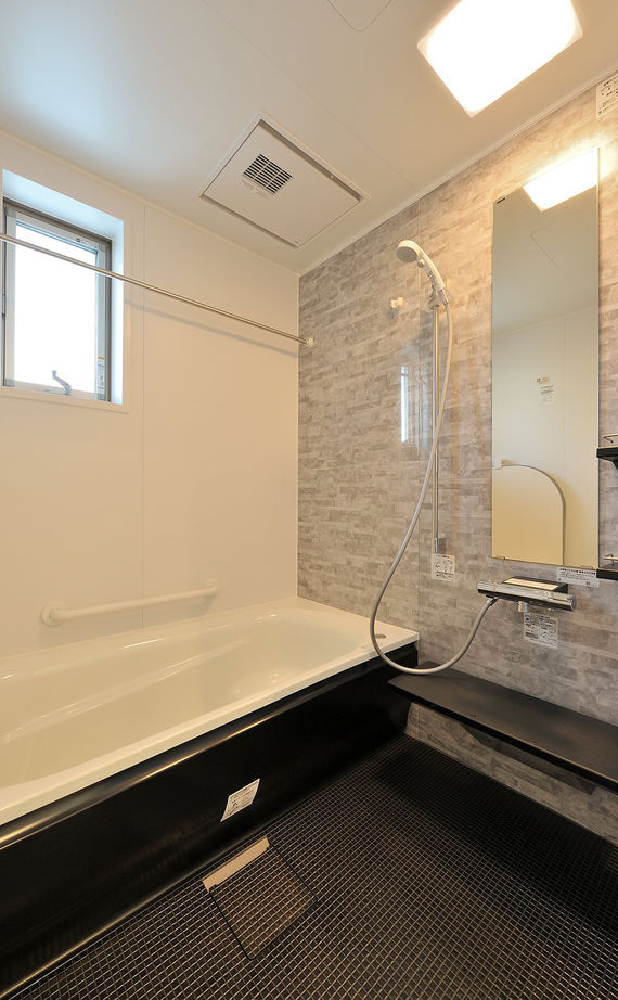 トーヨー冨士工 【1000万円台/23.8坪/狭小地/3階建て】狭小地を活かした落ち着きのある3階建ての家の建築実例画像17