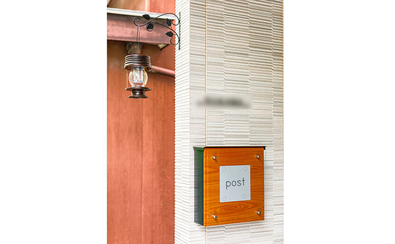 トーヨー冨士工 【2000万円台/30.5坪/3階建て/吹き抜け/間取り図あり】 梁と照明で彩る空間。おしゃれで飽きのこない家の建築実例画像11