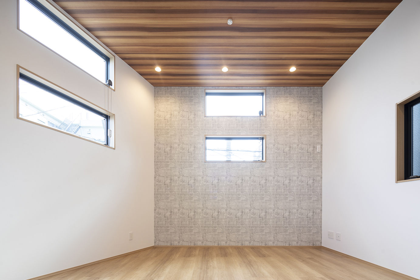 トーヨー冨士工 【2000万円台/18坪/狭小地/二世帯/間取り図有】将来の住まいを見据えた完全分離型の二世帯住宅の建築実例画像2