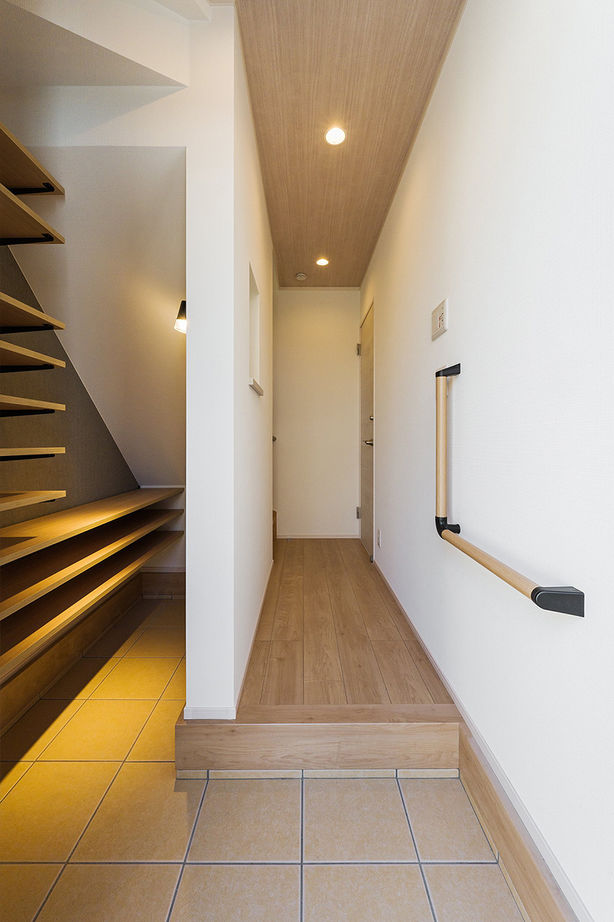 トーヨー冨士工 【2000万円台/3階建て/二世帯/間取り図有】 28坪の敷地で叶える完全分離型二世帯住宅の建築実例画像5