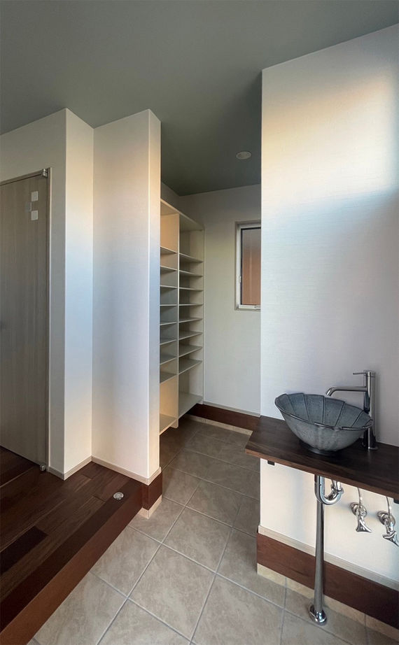 トーヨー冨士工 【2階建/ルーフバルコニー/ビルドインガレージ/間取り図あり】ゆとりある空間を活かした帰ってきたくなる家の建築実例画像5