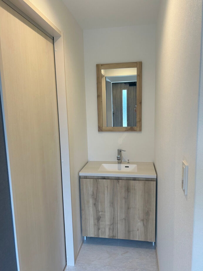 トーヨー冨士工 【狭小地/3階建て/2000万円台/間取り図あり】自然を感じられる3階建ての建築実例画像8