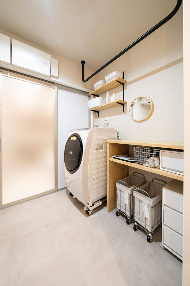 伸和建設 【2000万円台×38坪×ZEH基準以上】オシャレなのに回遊動線に優れたスタイリッシュなお家の建築実例画像4