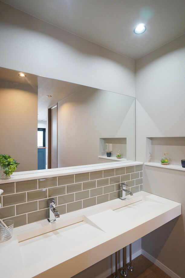 伸和建設 【本体価格2000万円台×39坪×ガレージ】家事ラク動線を意識したホテルライクなガレージハウスの建築実例画像5