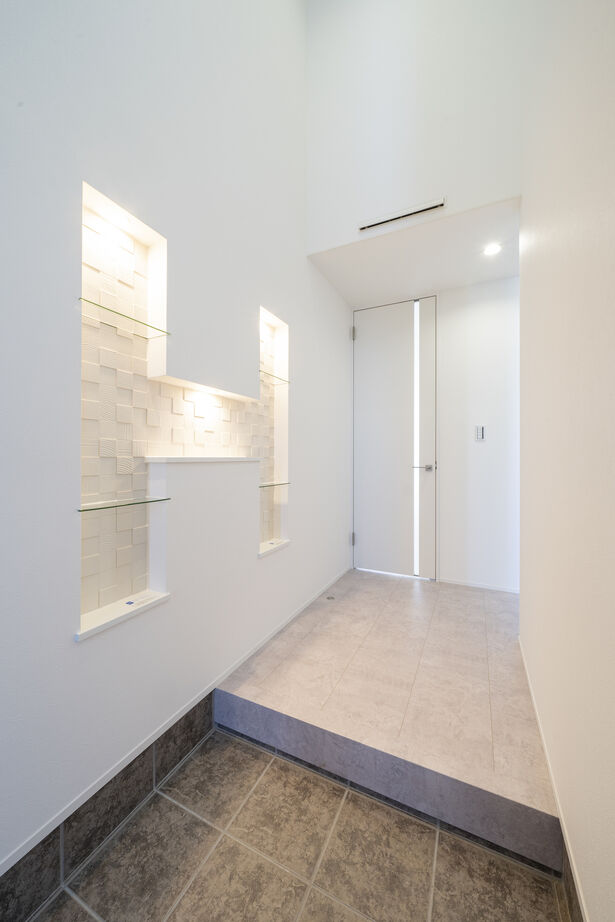 伸和建設 【2000万円台×38坪×全館空調】非日常が日常に。高級感あふれるホテルライクなお家の建築実例画像2