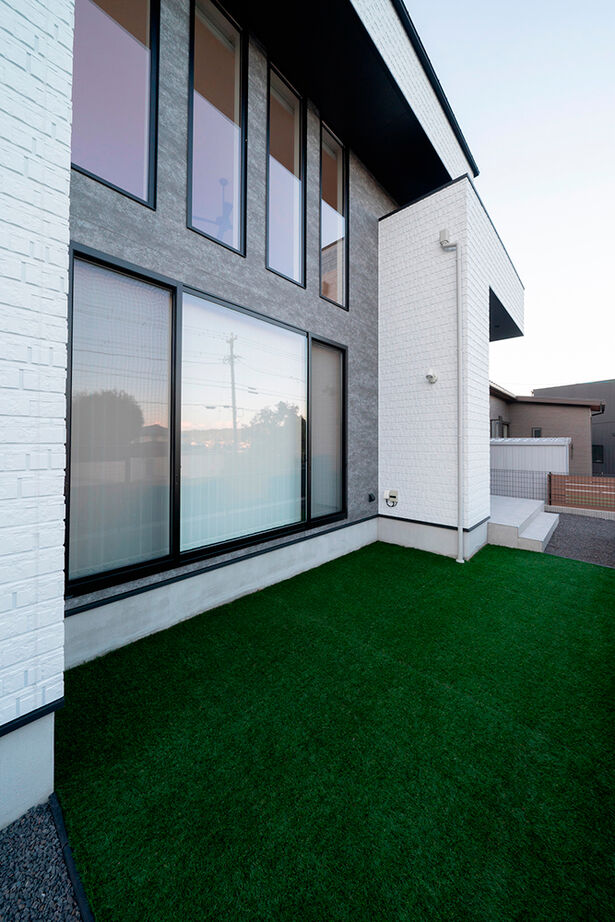 伸和建設 【岐阜県｜2000万円台｜30坪台】生活感のないシンプルモダンなデザイン×吹抜リビング×家事ラク間取りの家の建築実例画像9