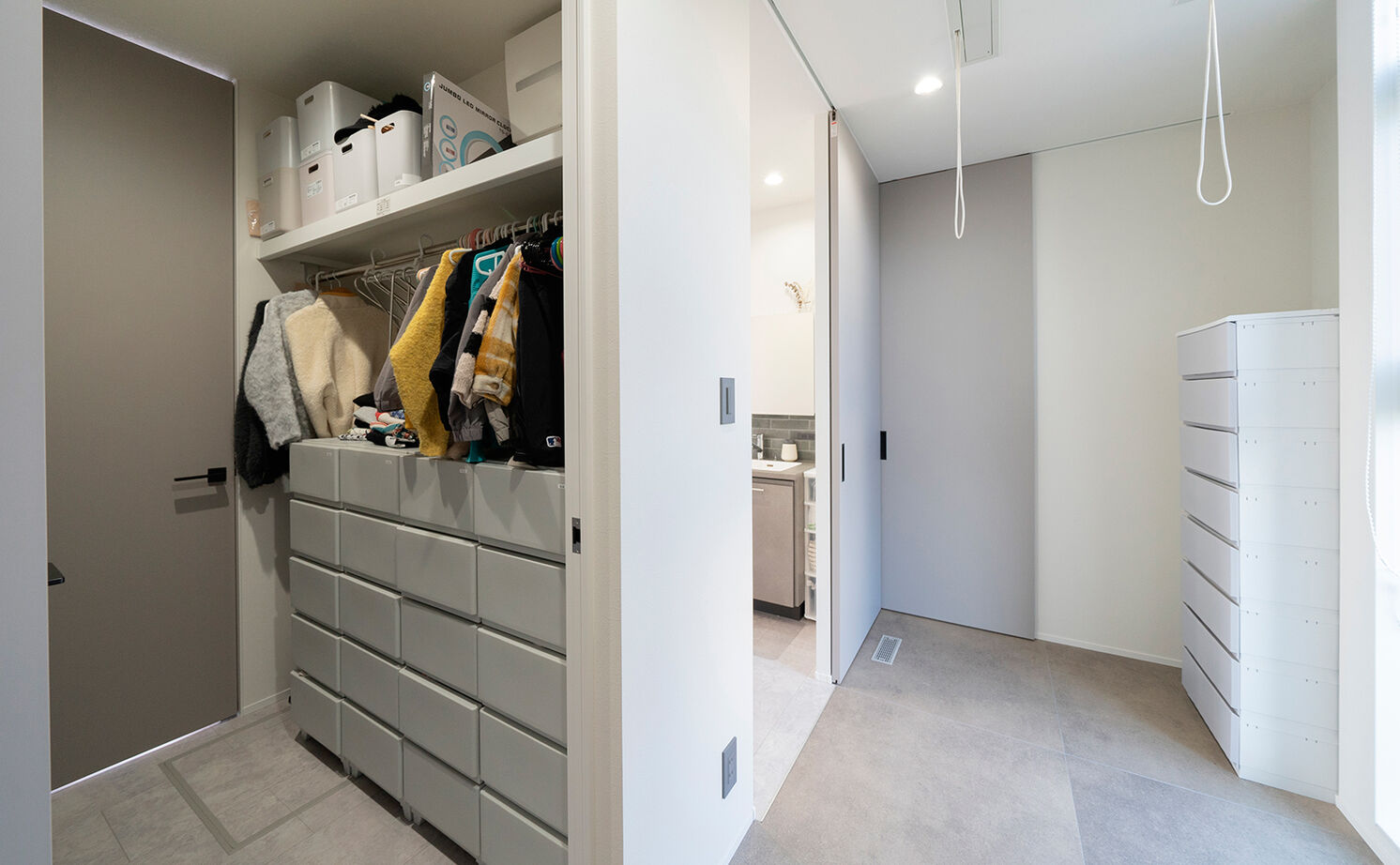 伸和建設 【愛知県｜3000万円台｜ガレージ】家事も子育てもしやすい間取りが◎。ホテルライクなガレージ付きハウスの建築実例画像10