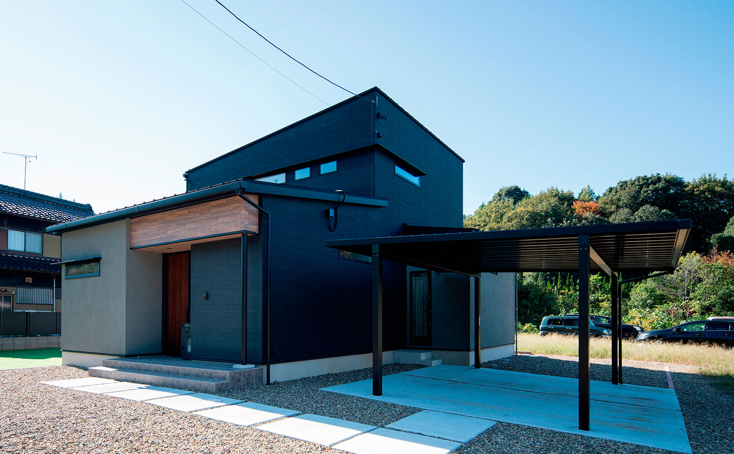 伸和建設 【岐阜県｜30坪台｜2000万円台】陽だまりのリビングで紡ぐ幸せな時間。平屋のように暮らせるモダンな家の建築実例画像2